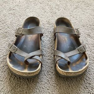 Mocha Mayari Birkenstocks